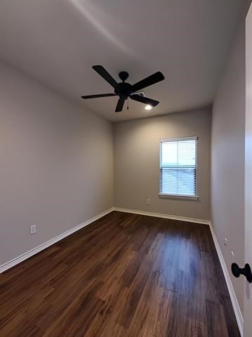 5670 Shadowbend Circle W 103 Property Photo 13