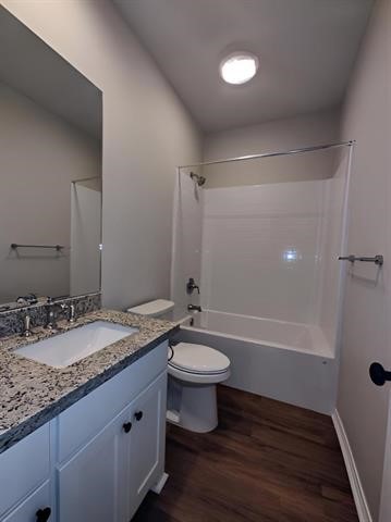 5670 Shadowbend Circle W 103 Property Photo 17