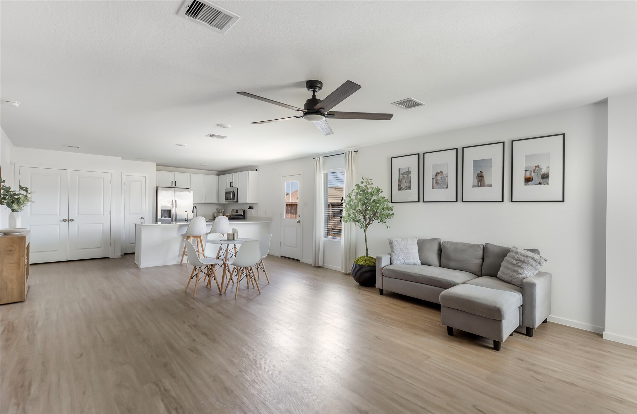 18671 Cepagatti Dr Property Photo 3