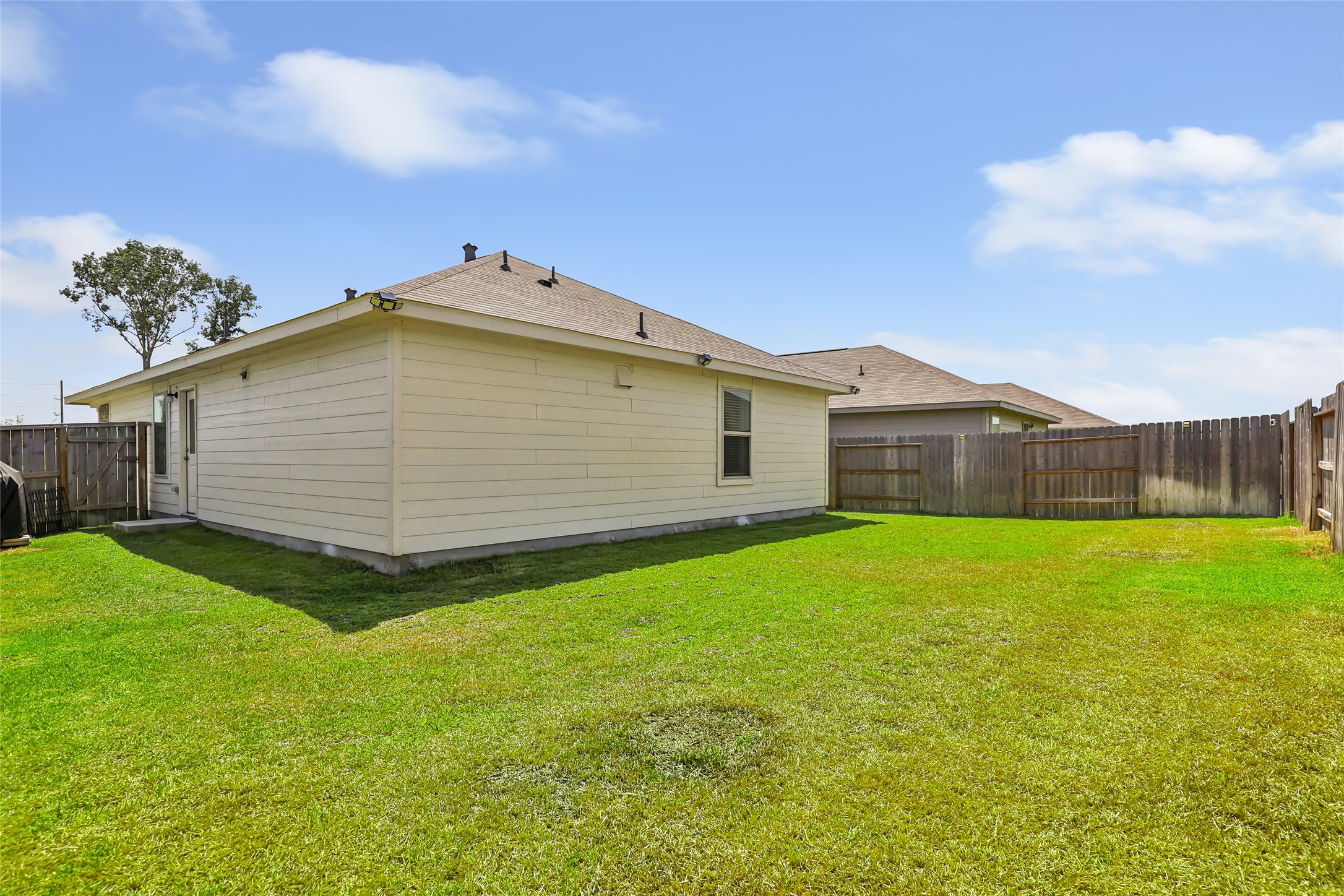 18671 Cepagatti Dr Property Photo 26