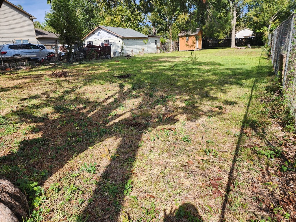 219 Heaney Drive Property Photo 2