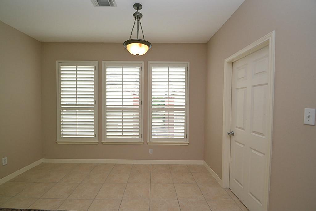 722 Memorial Heights Drive Property Photo 15