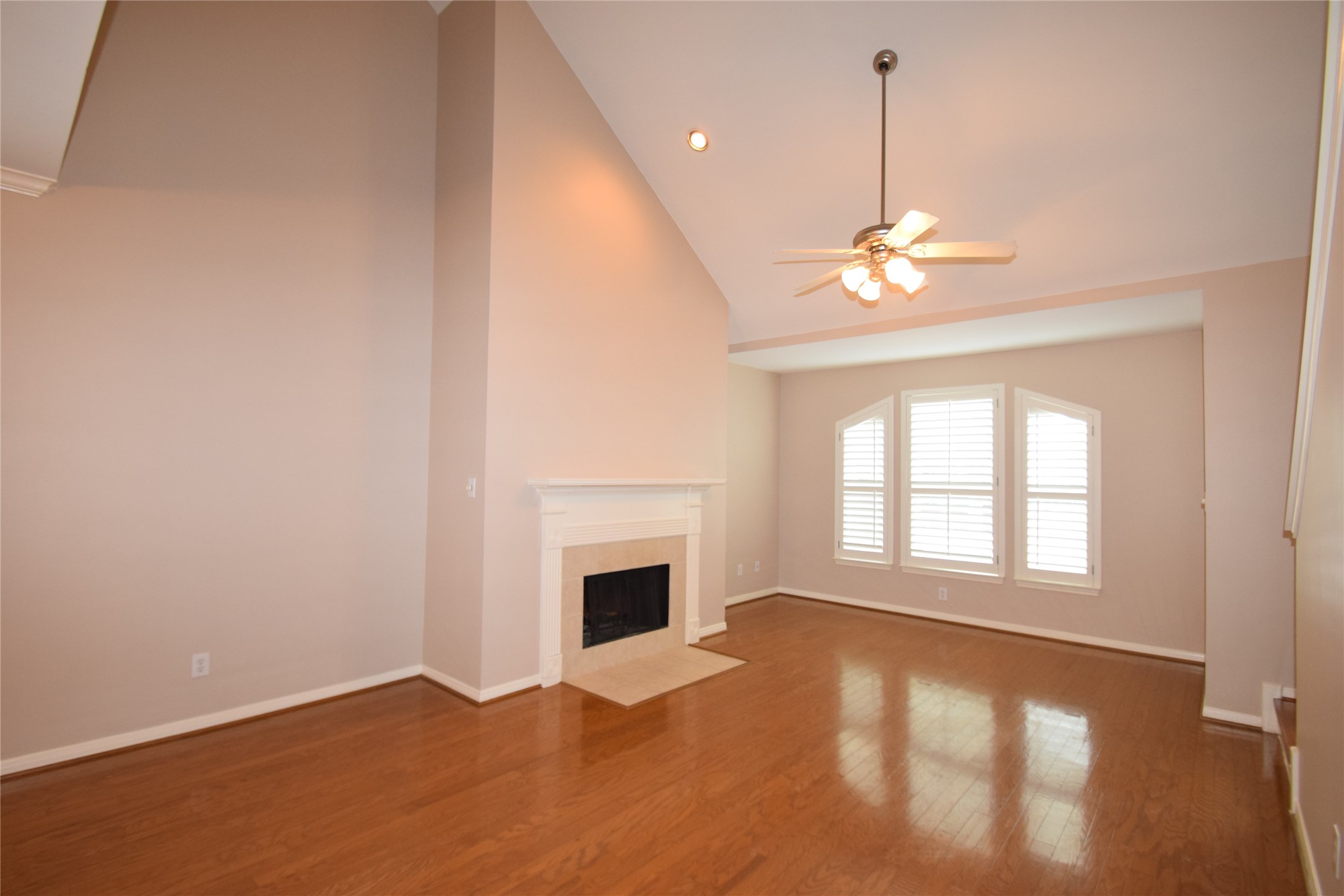 722 Memorial Heights Drive Property Photo 23