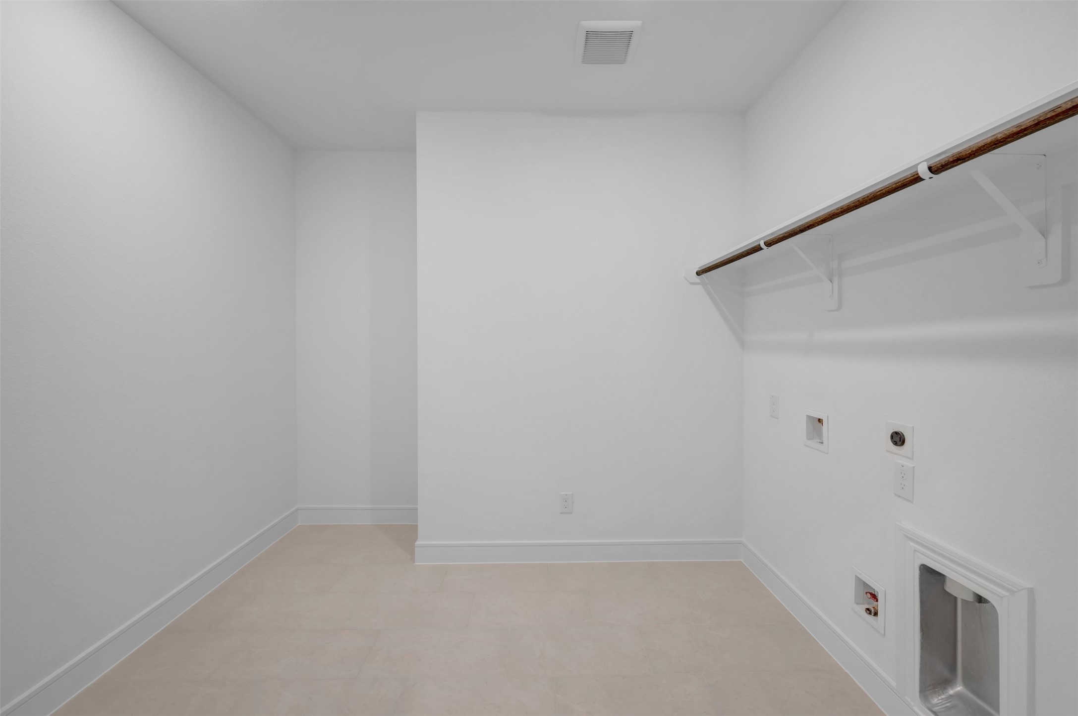 2915 Laguna Madre Place Property Photo 22
