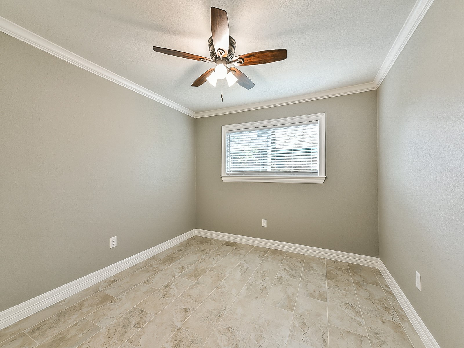 19322 Whitewood Drive Property Photo 32