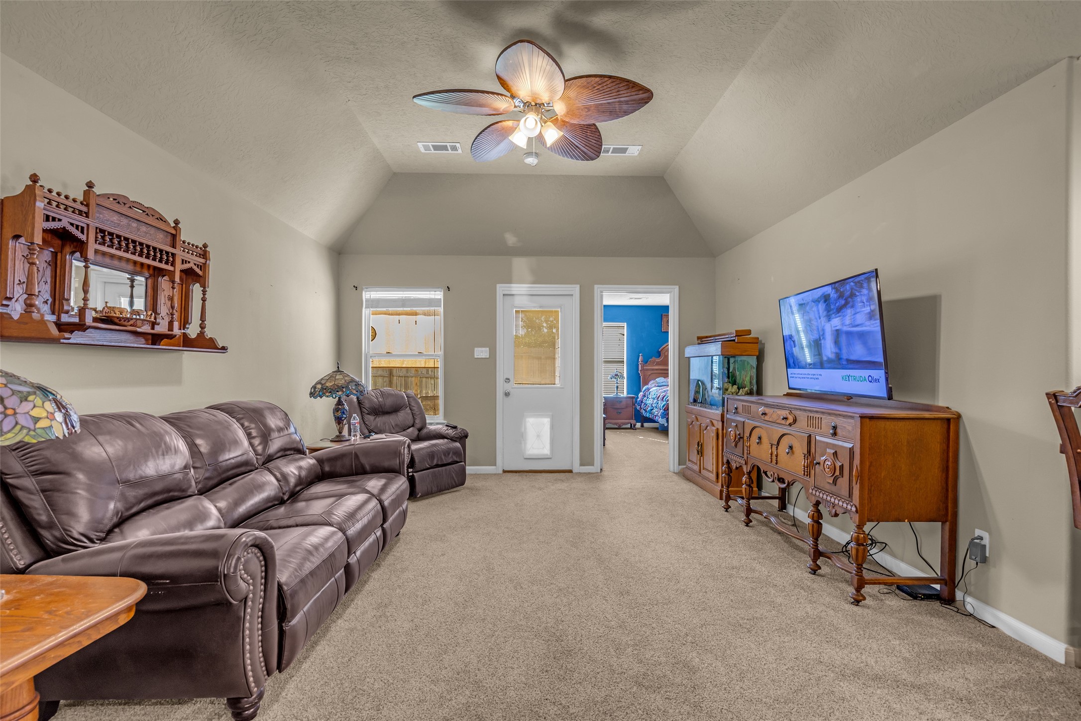 106 Harbour Town Way Property Photo 8