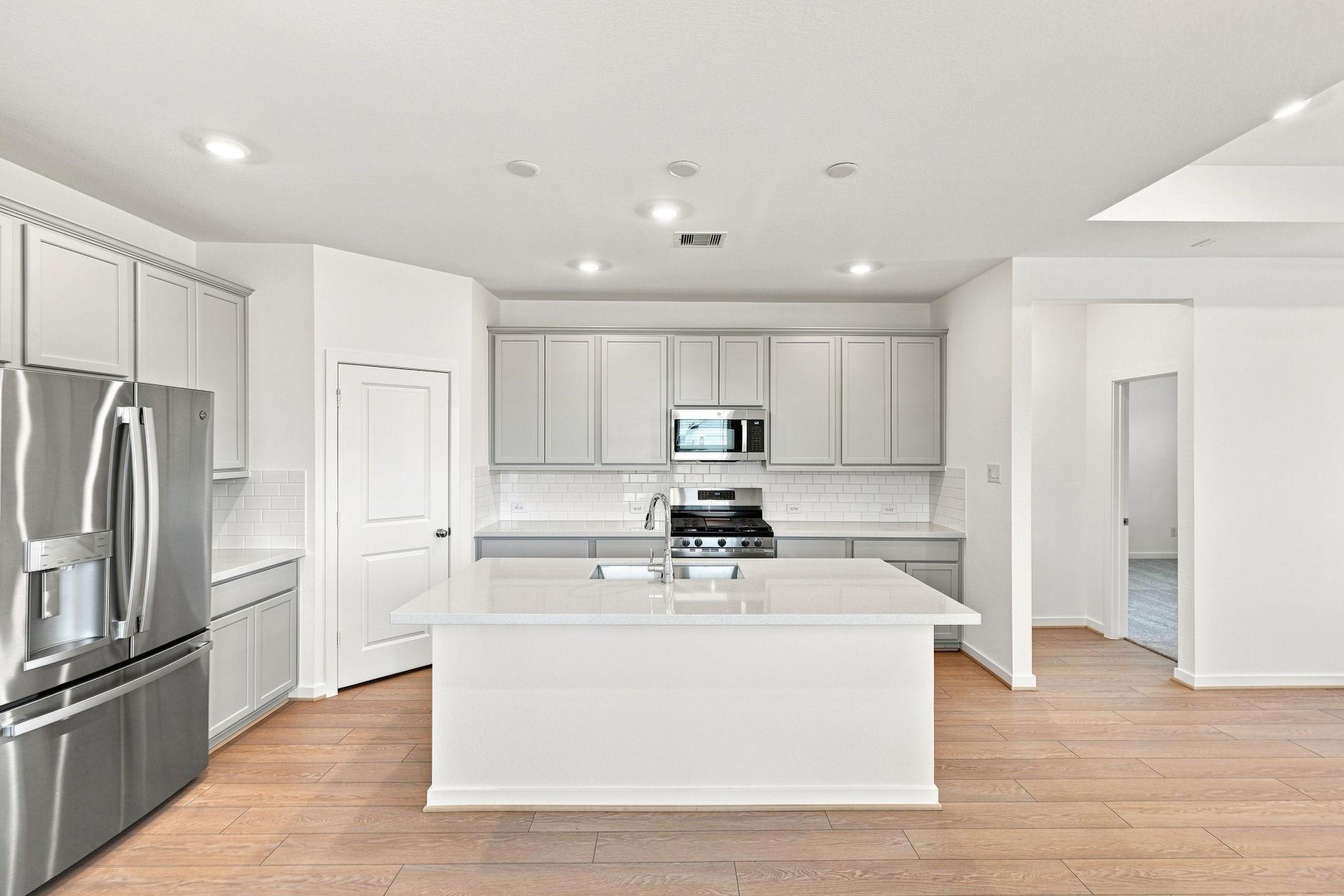 139 High Life Crossing Property Photo 14