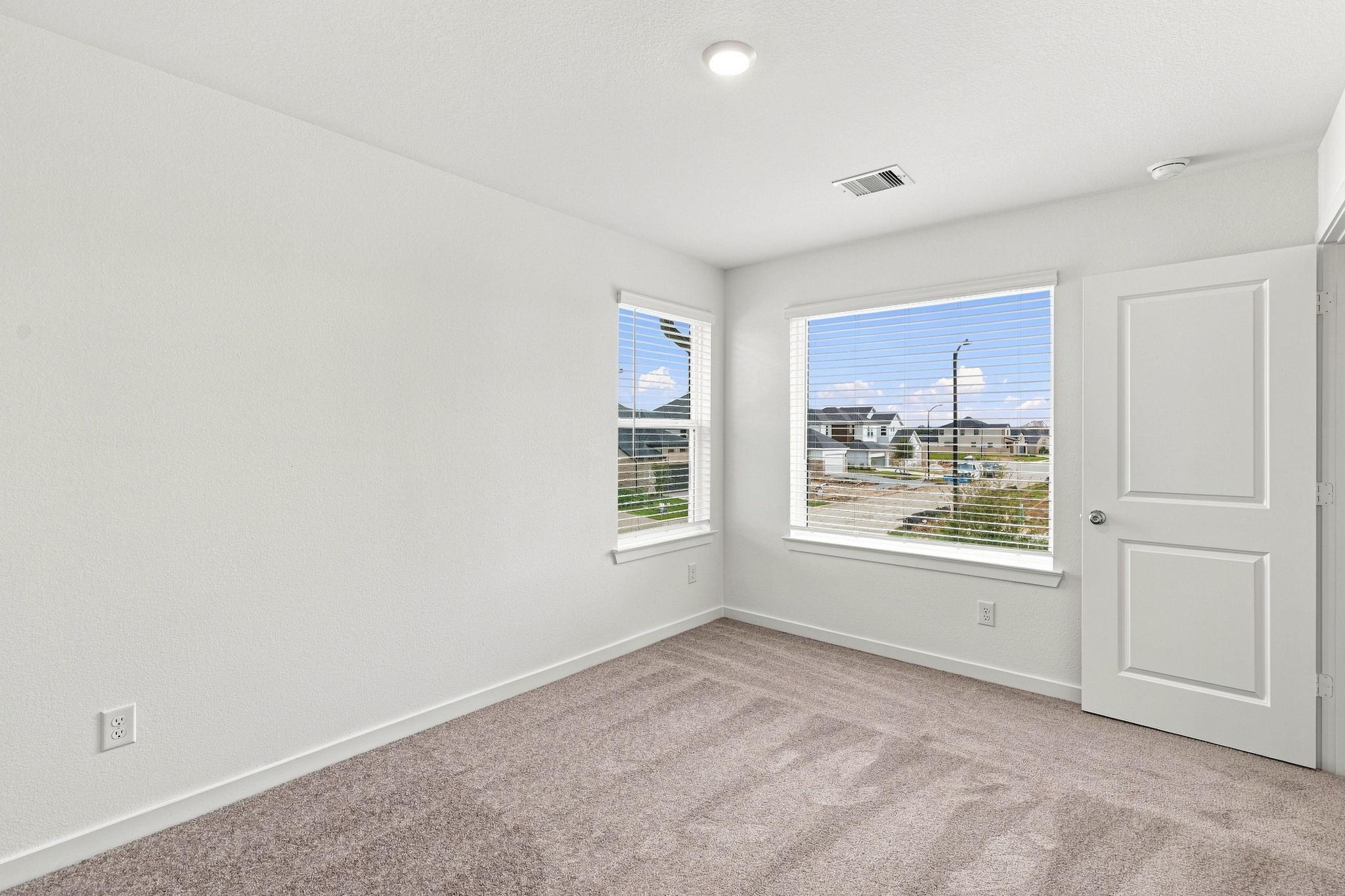 139 High Life Crossing Property Photo 40