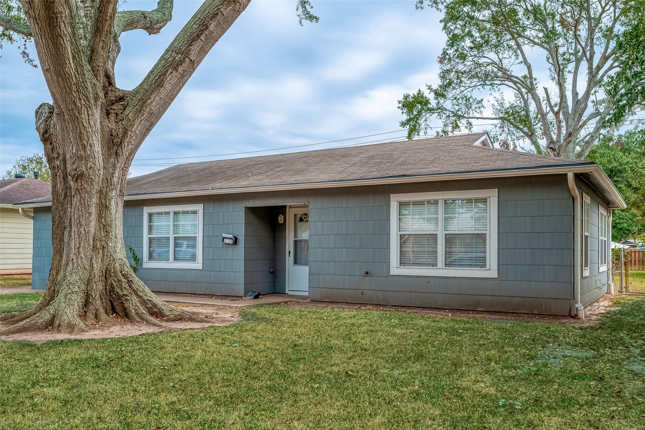 1513 George Street Property Photo 6