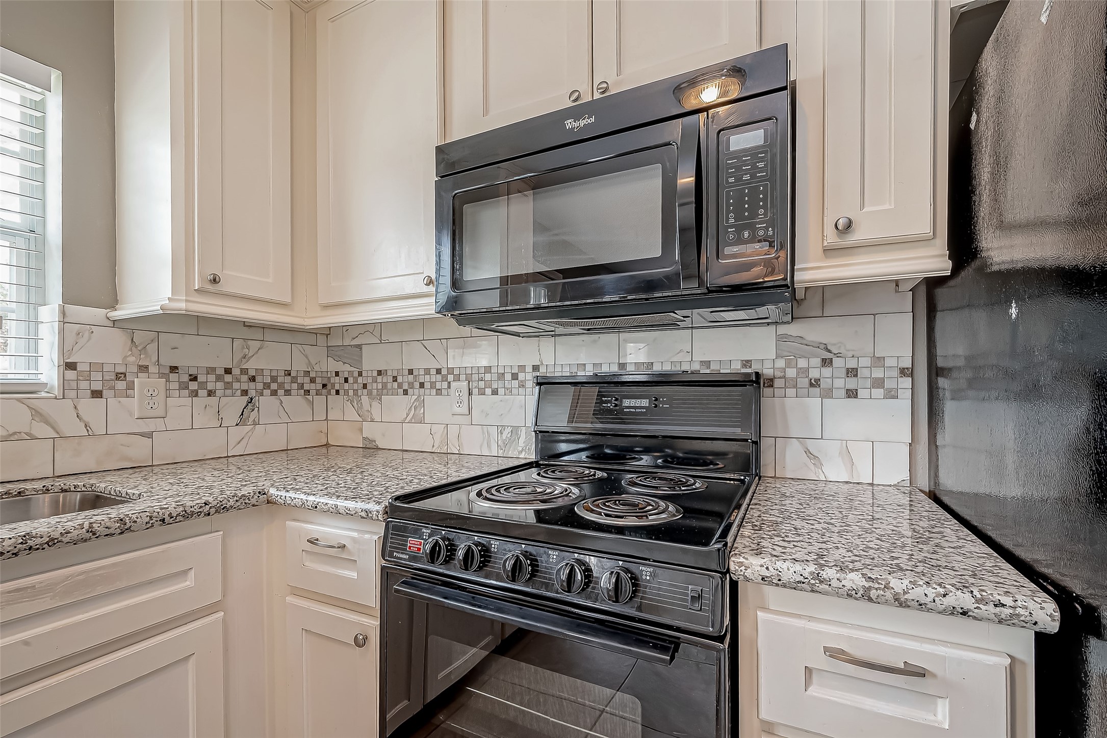 1513 George Street Property Photo 17