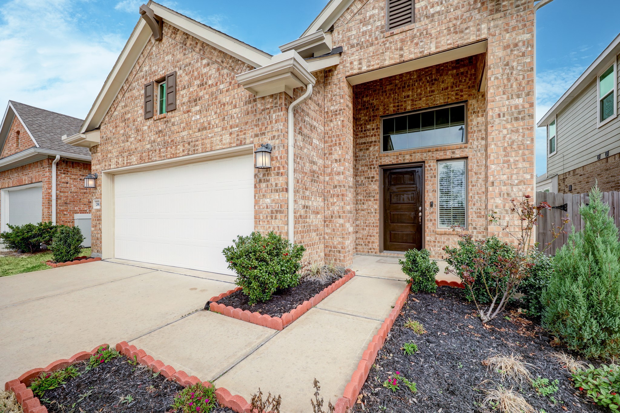 29821 Dovetail Bluff Lane Property Photo 2