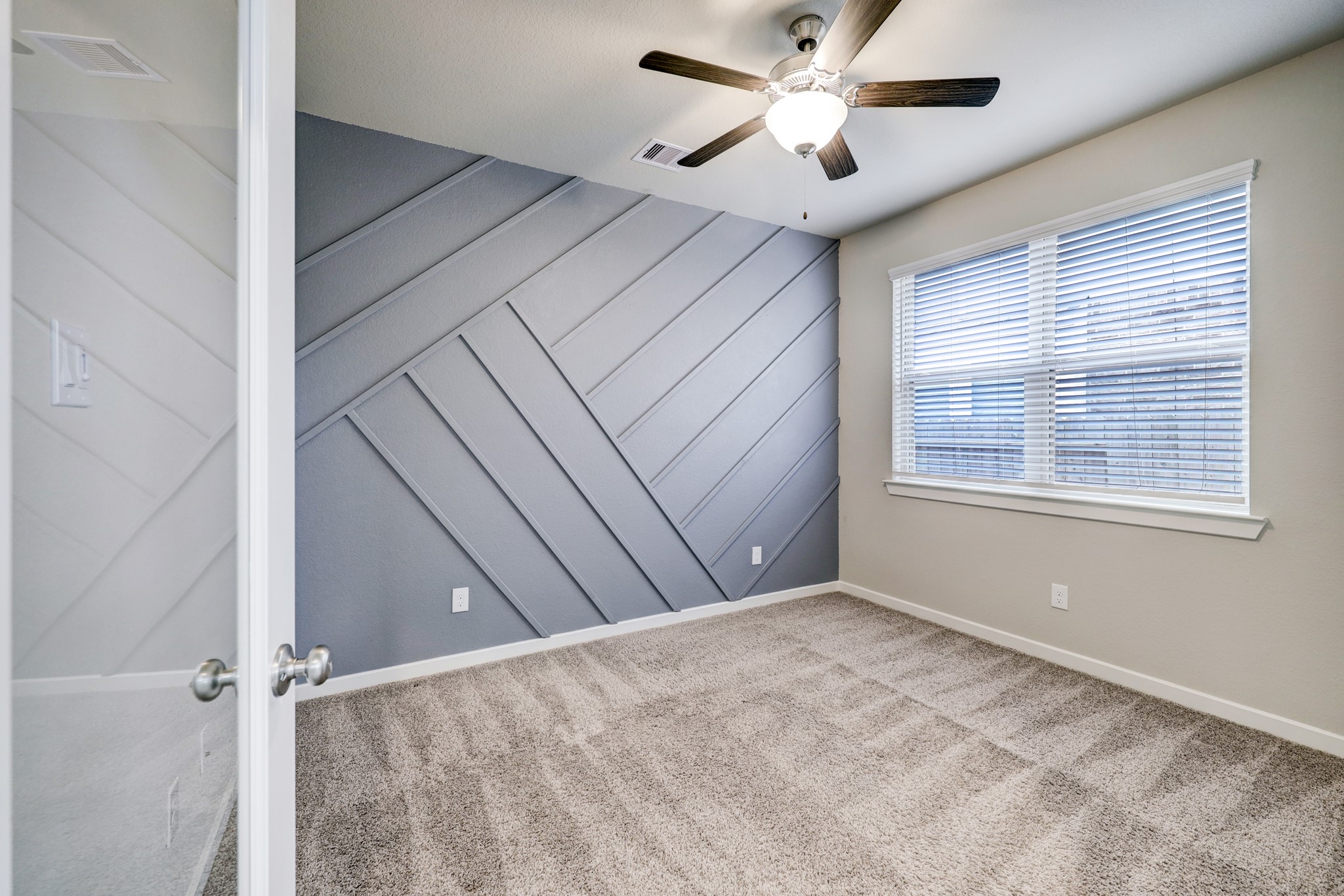 29821 Dovetail Bluff Lane Property Photo 6
