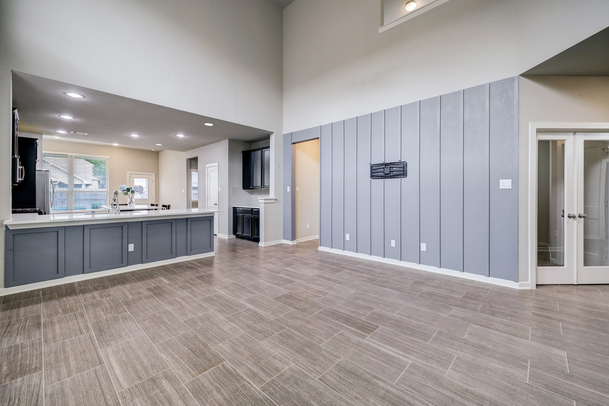 29821 Dovetail Bluff Lane Property Photo 9