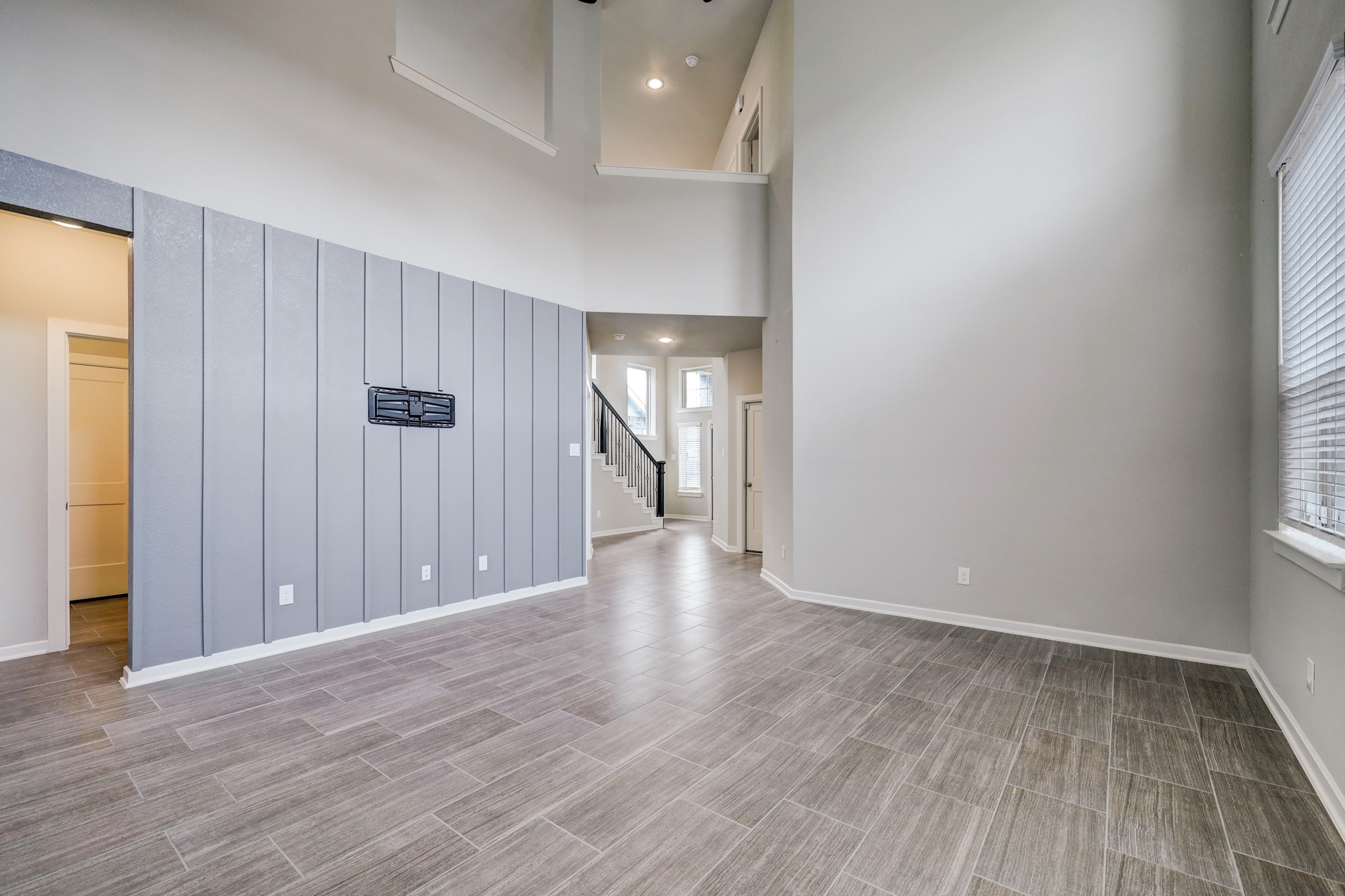 29821 Dovetail Bluff Lane Property Photo 10