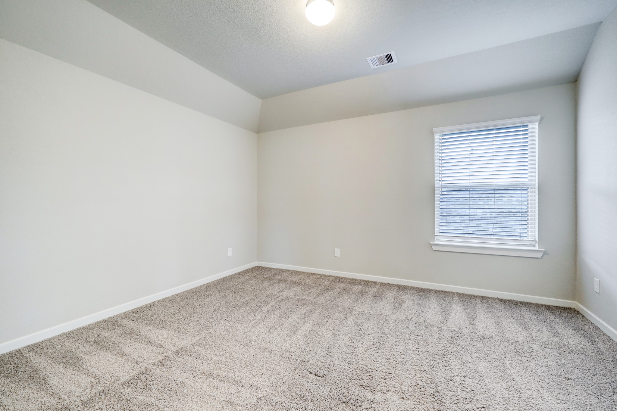 29821 Dovetail Bluff Lane Property Photo 30