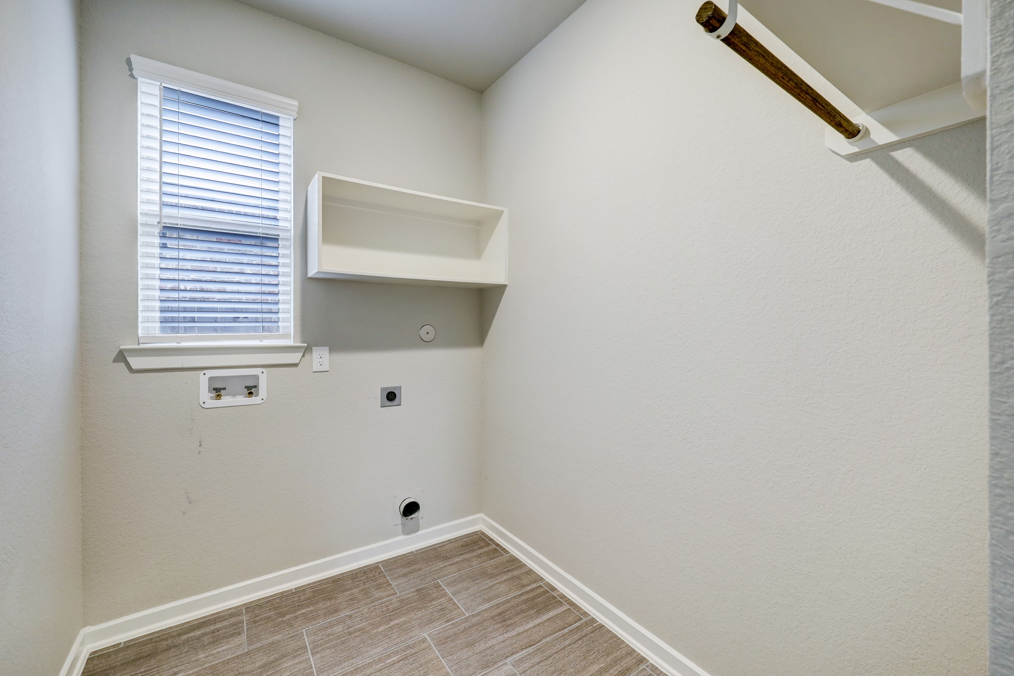 29821 Dovetail Bluff Lane Property Photo 31