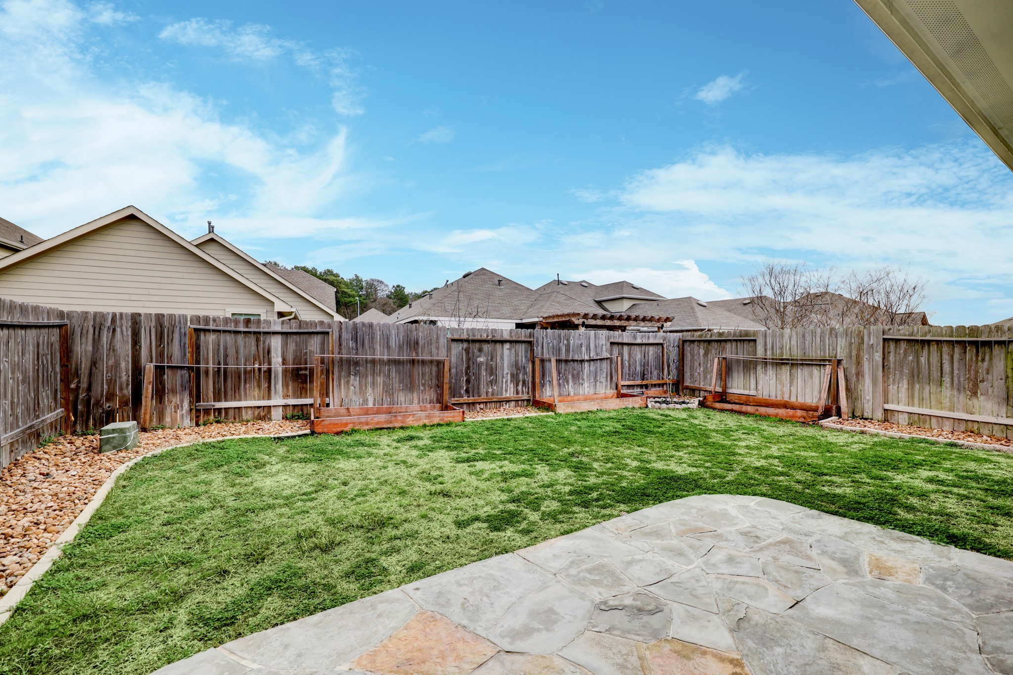 29821 Dovetail Bluff Lane Property Photo 32
