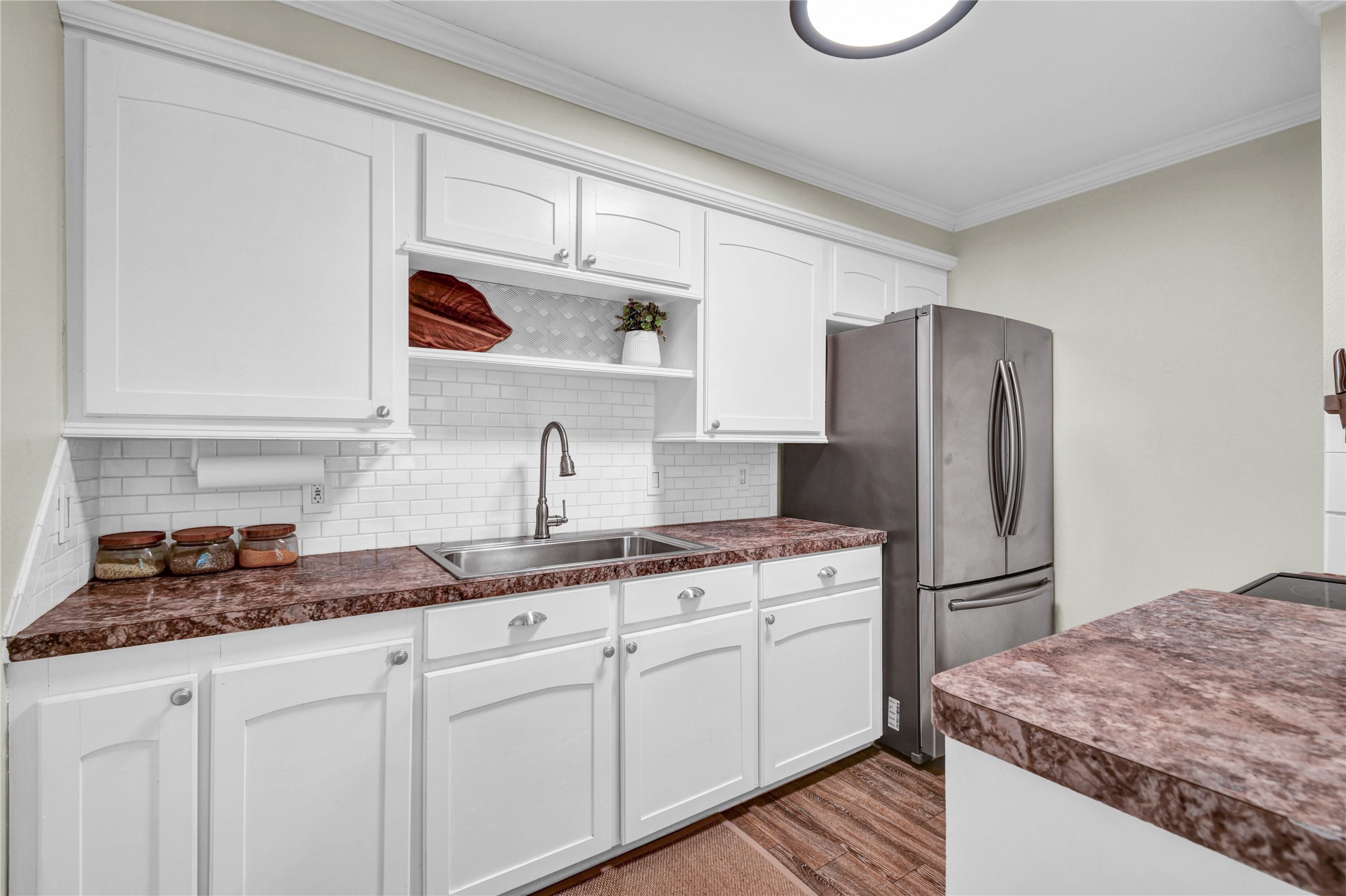 219 S Shanks Street Property Photo 8