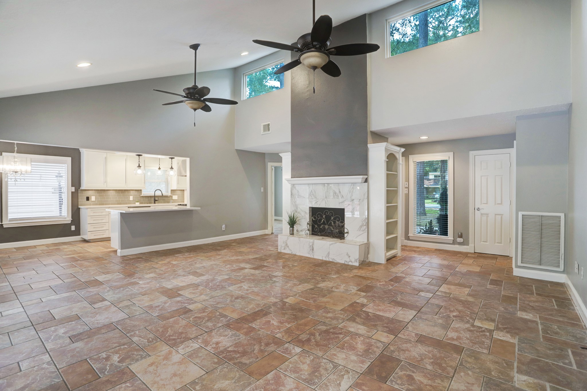 811 Castle Hill Trail Property Photo 7