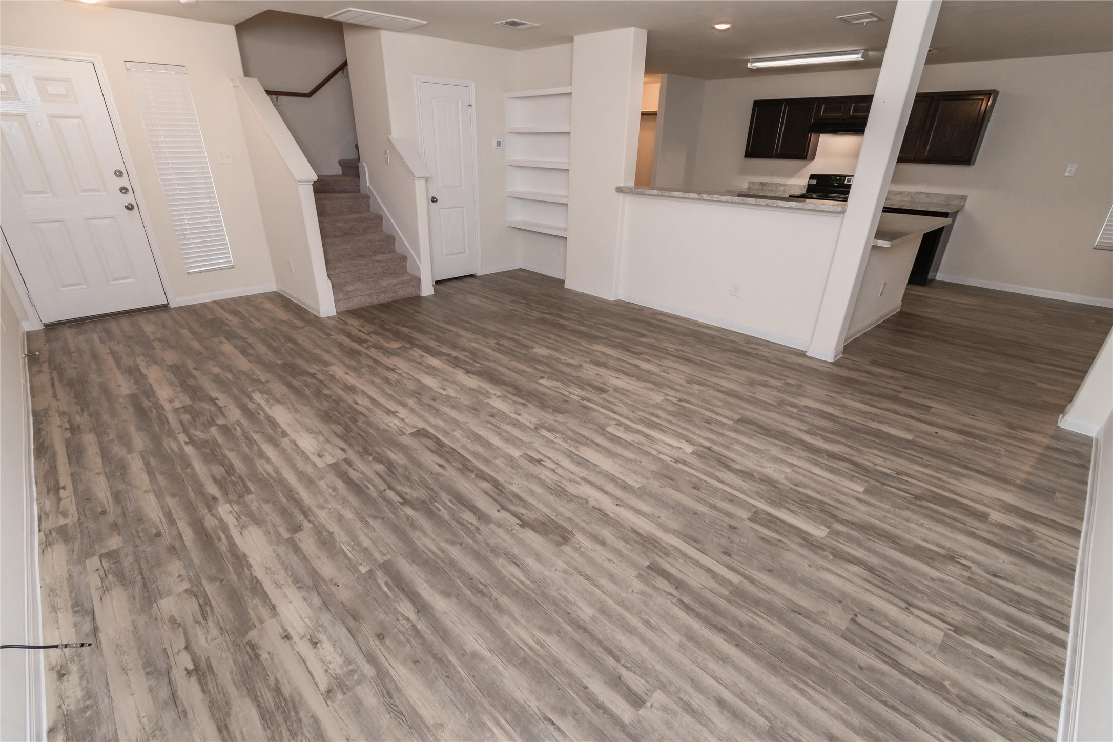 12051 Munich Drive Property Photo 5