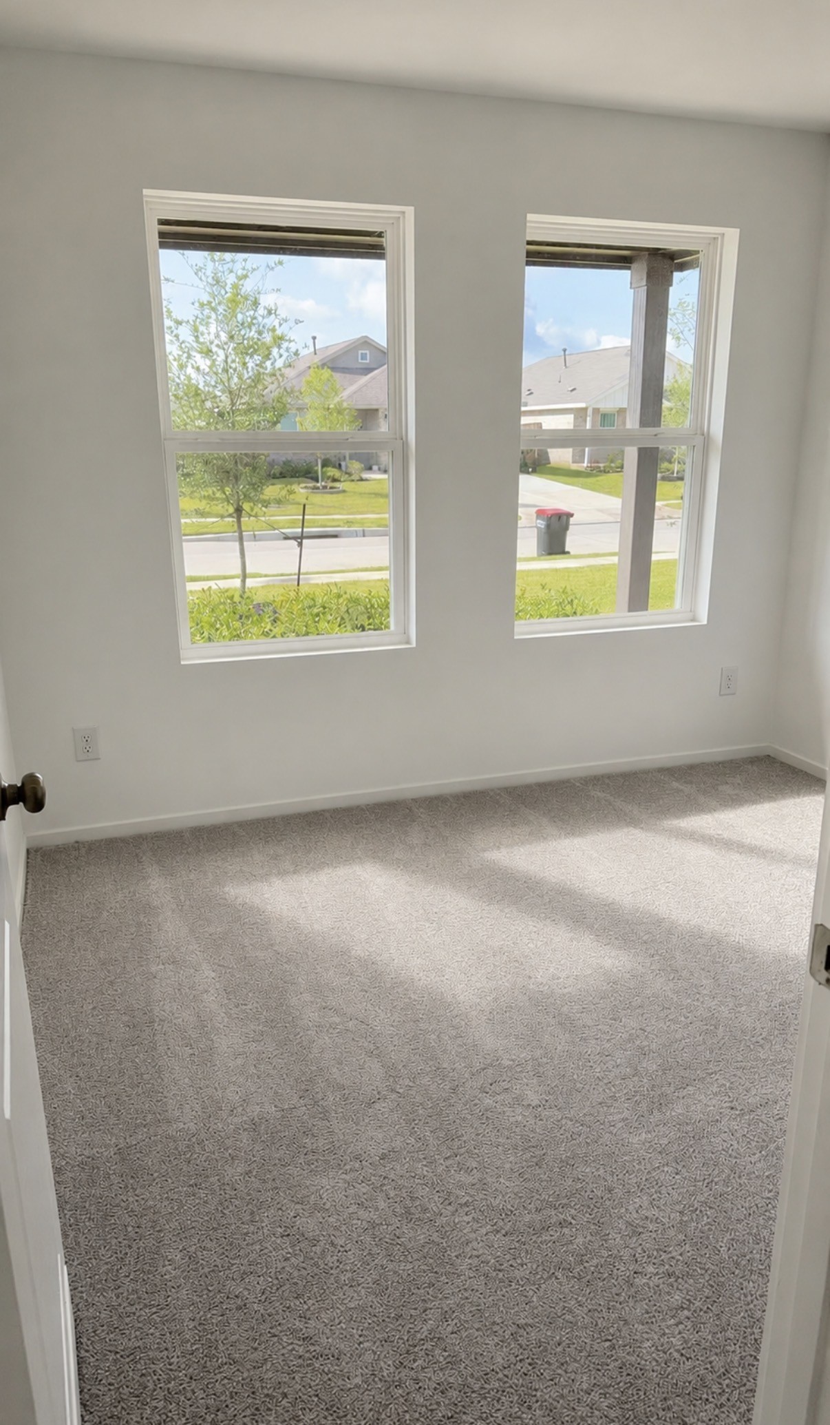 26722 Scarlet Willow Drive Property Photo 7