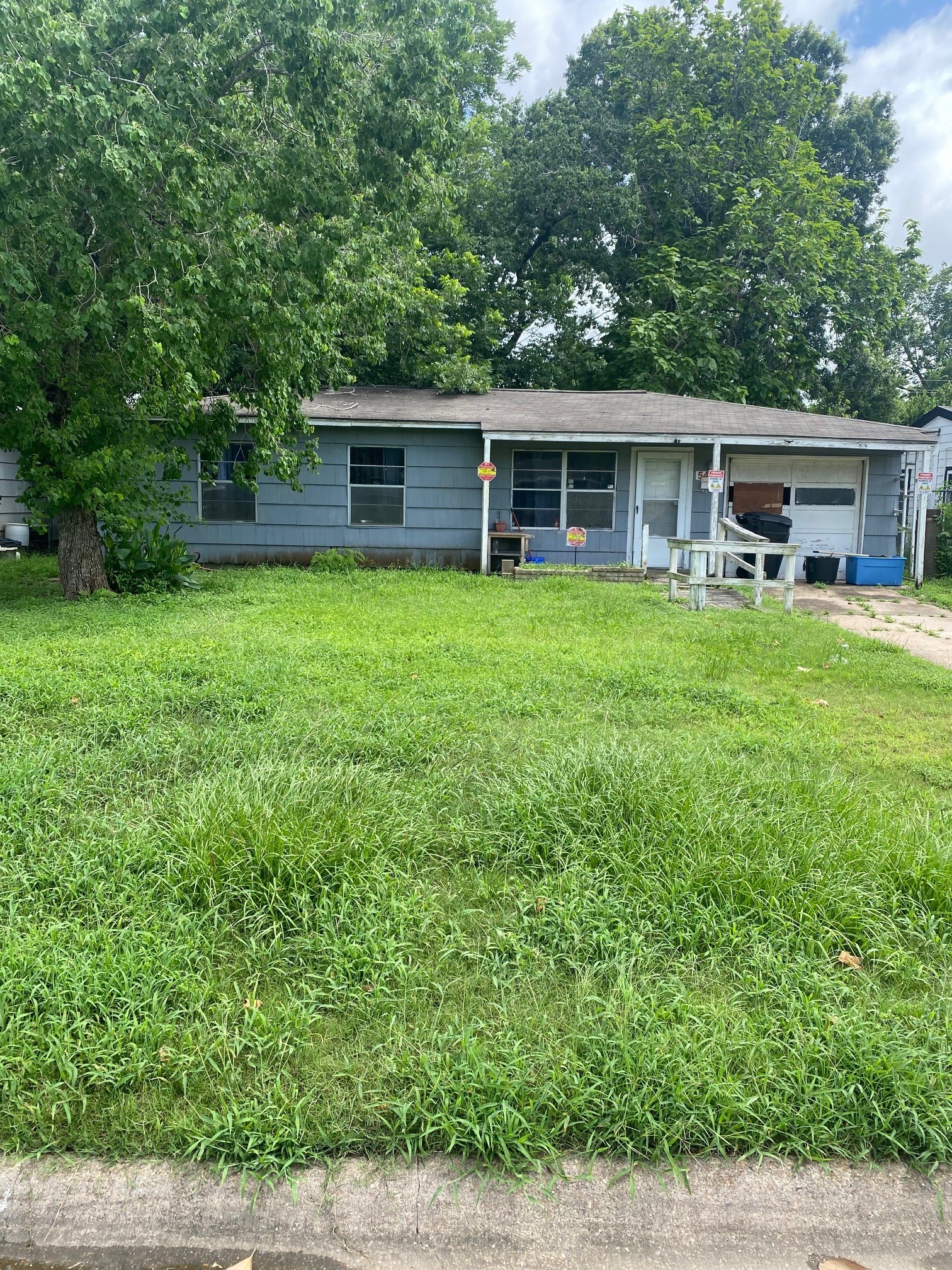 5410 Heron Drive Property Photo