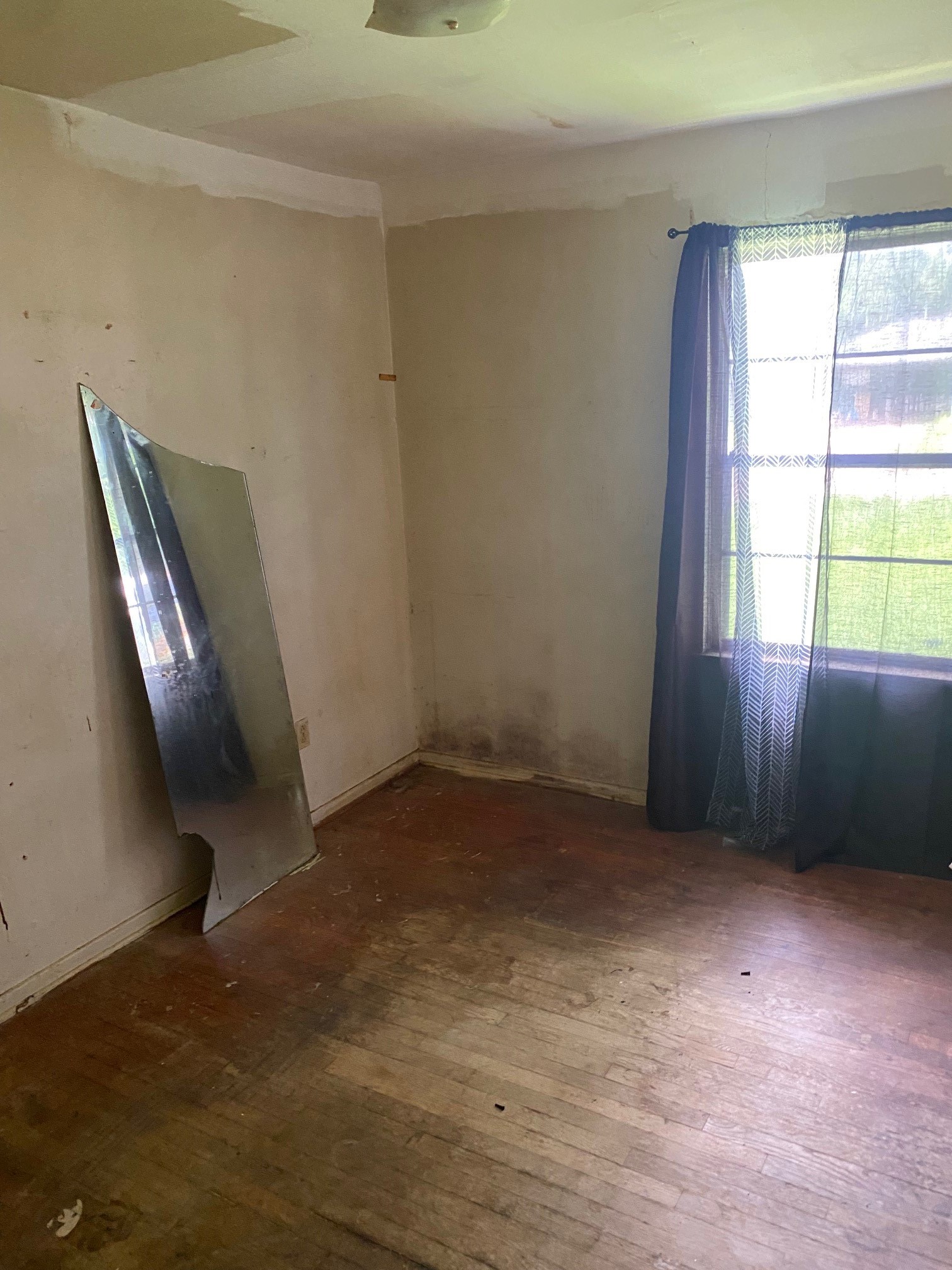 5410 Heron Drive Property Photo 3