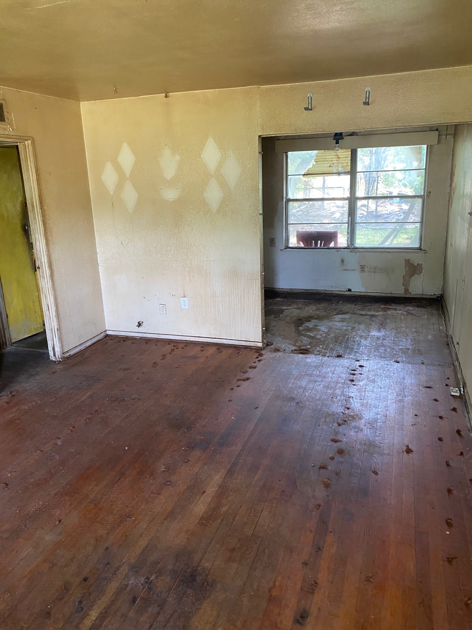 5410 Heron Drive Property Photo 6