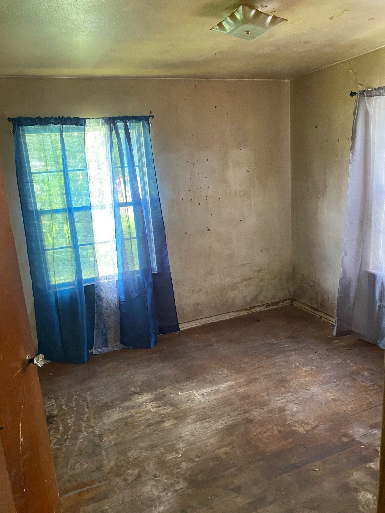 5410 Heron Drive Property Photo 10