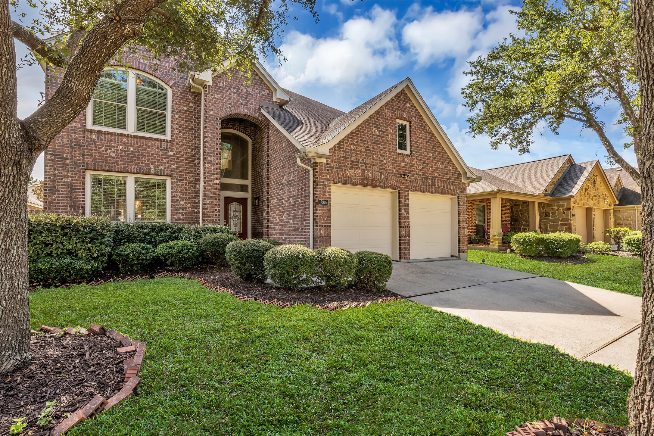 2807 Arbor Brook Lane Property Photo 1