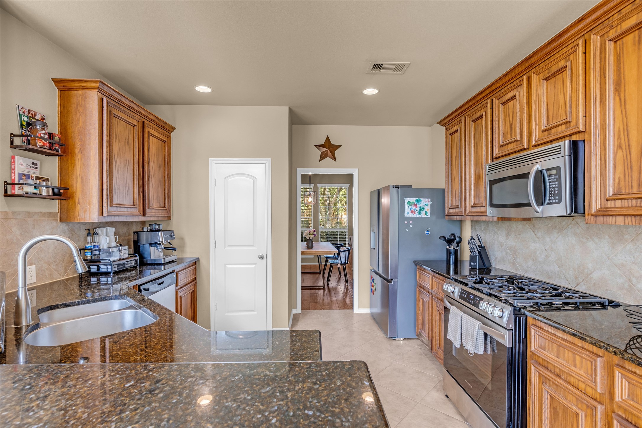2807 Arbor Brook Lane Property Photo 19