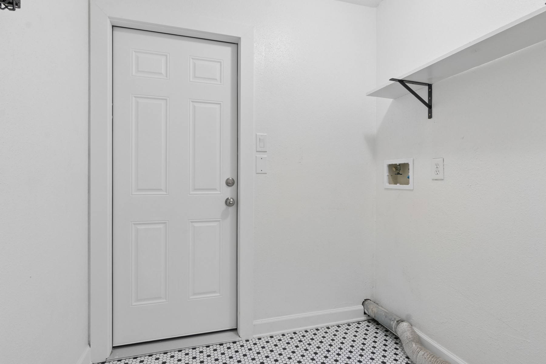 2903 Parkwood Manor Drive Property Photo 23