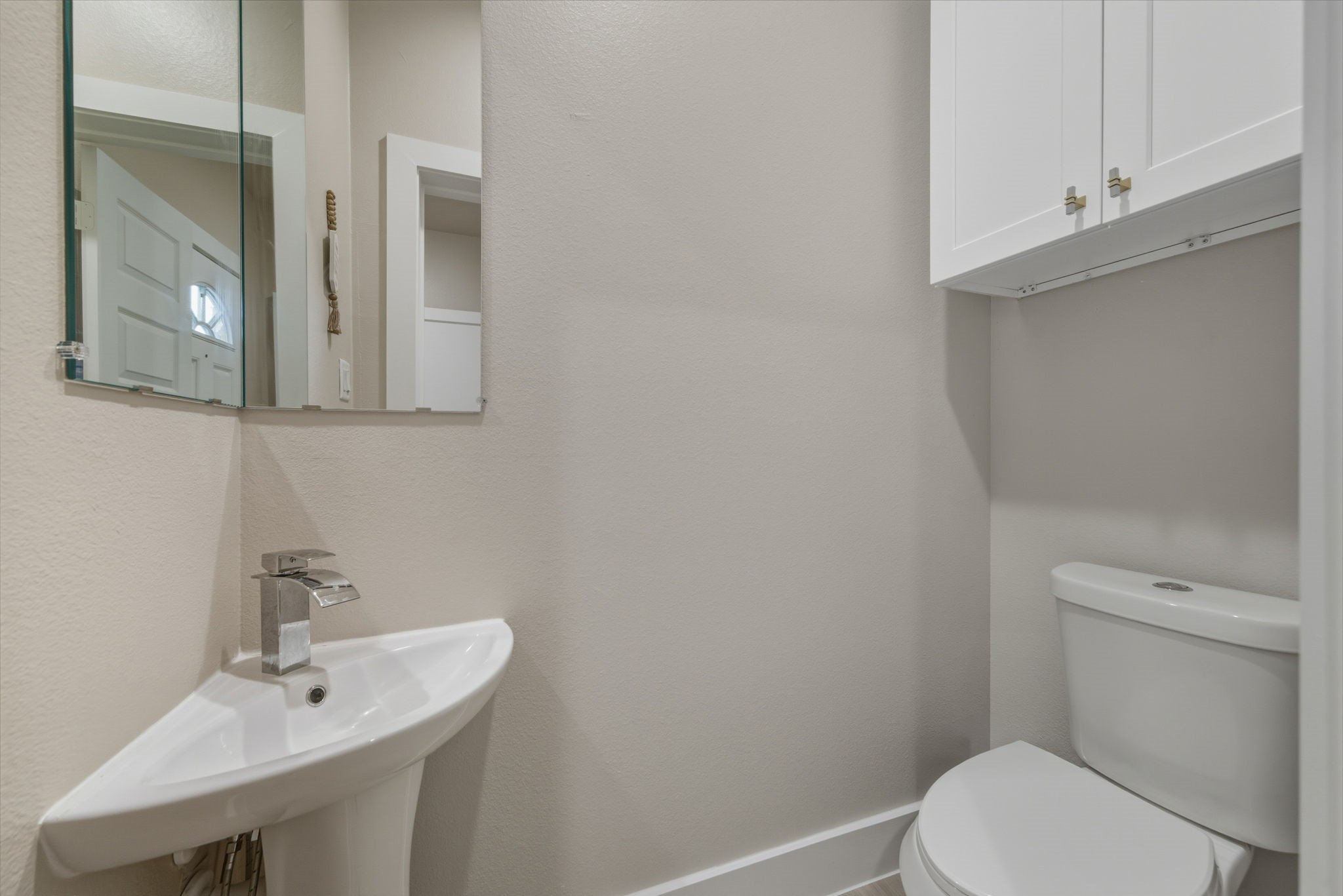3539 Mt Pleasant Unit-a Property Photo 6