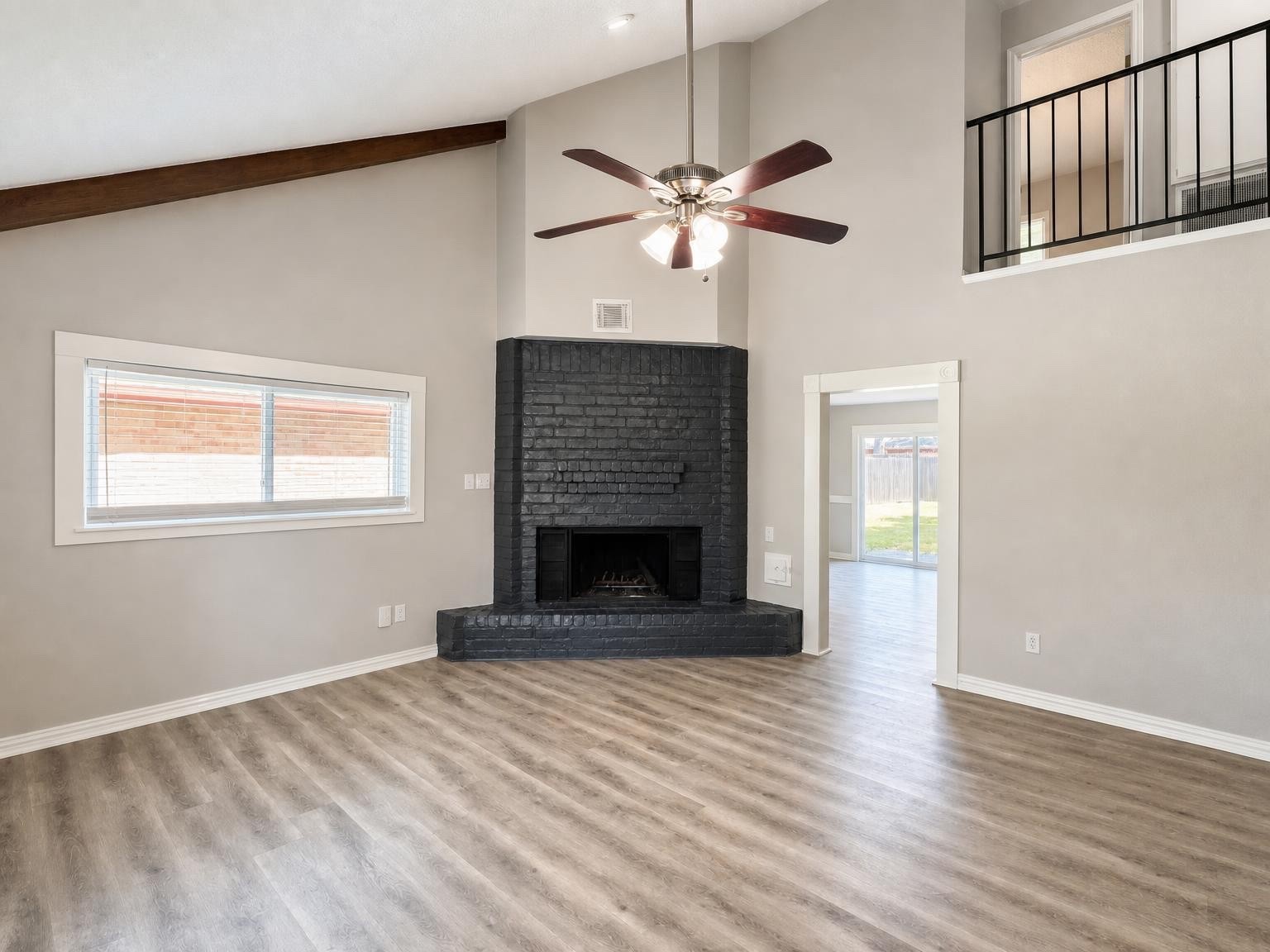 20138 Dawn Mist Drive Property Photo 4