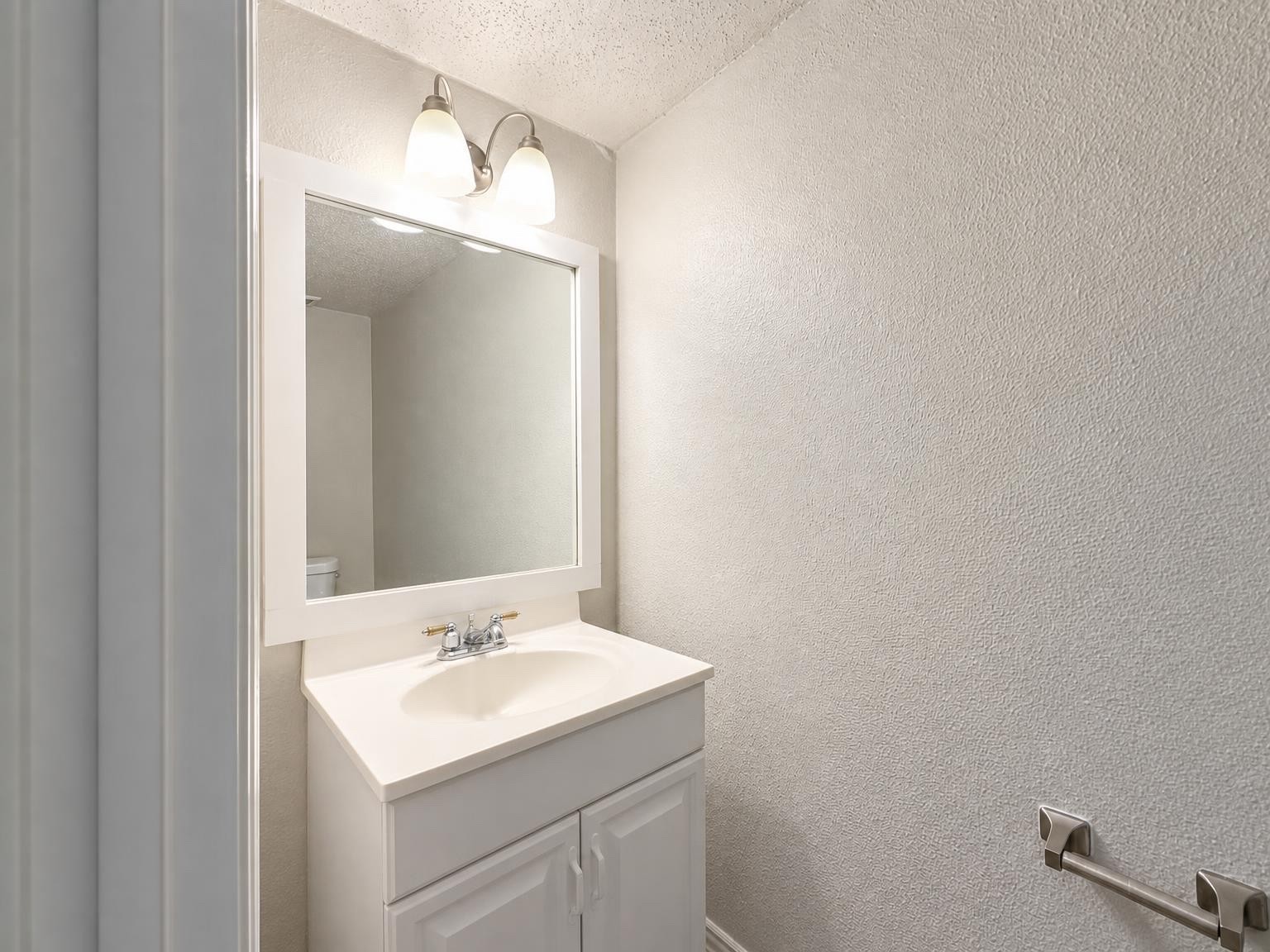 20138 Dawn Mist Drive Property Photo 14