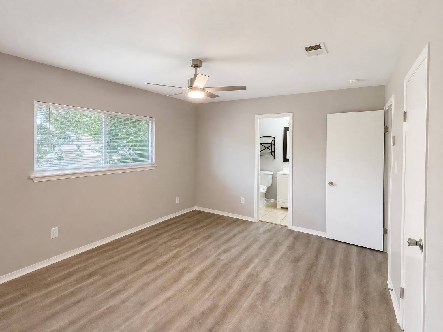 20138 Dawn Mist Drive Property Photo 19