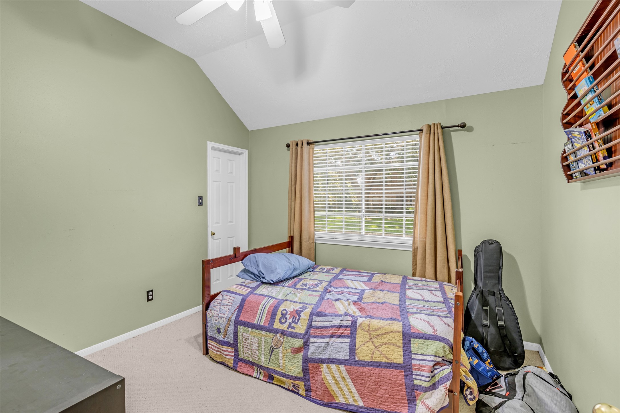 1903 Taylor Creek Drive Property Photo 19