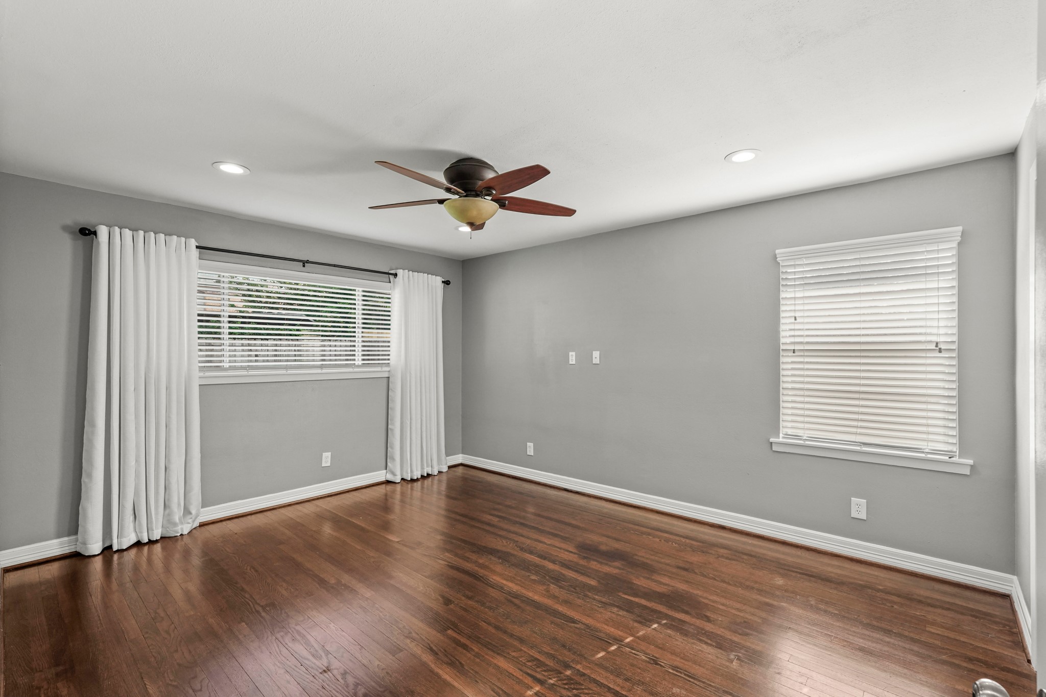 7906 Cedel Drive Property Photo 4