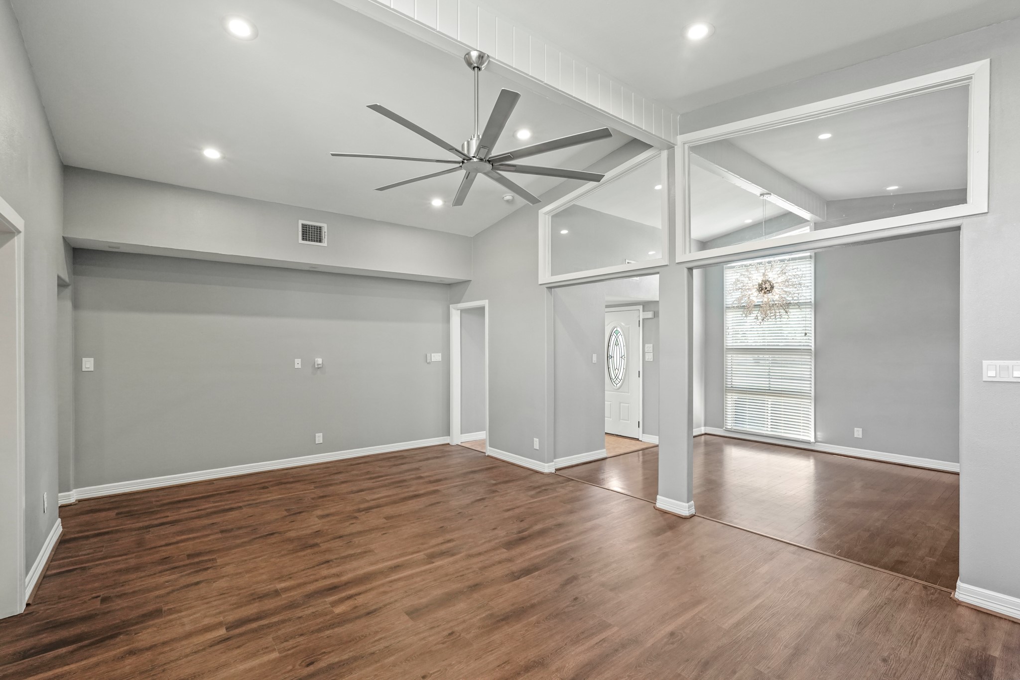 7906 Cedel Drive Property Photo 6