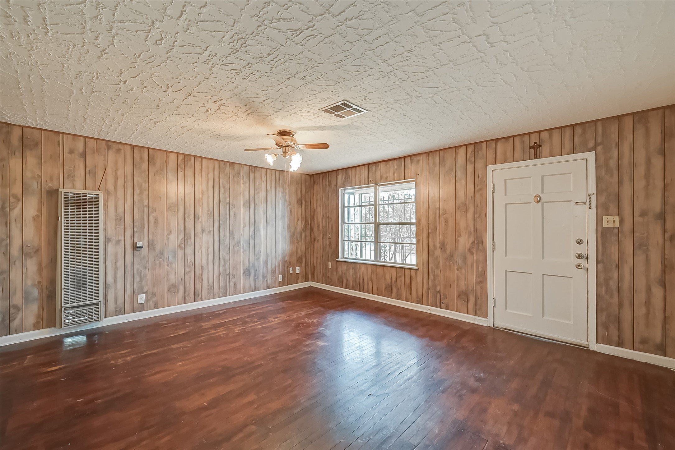 4905 Brinkley Street Property Photo 5