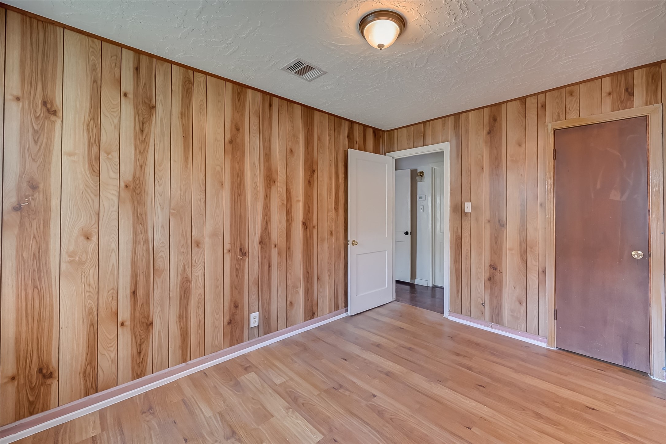 4905 Brinkley Street Property Photo 15