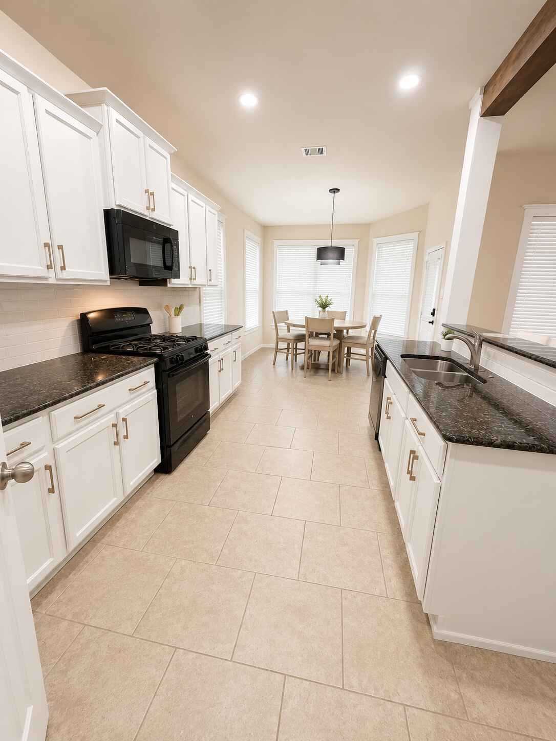 21570 Spear Valley Lane Property Photo 6