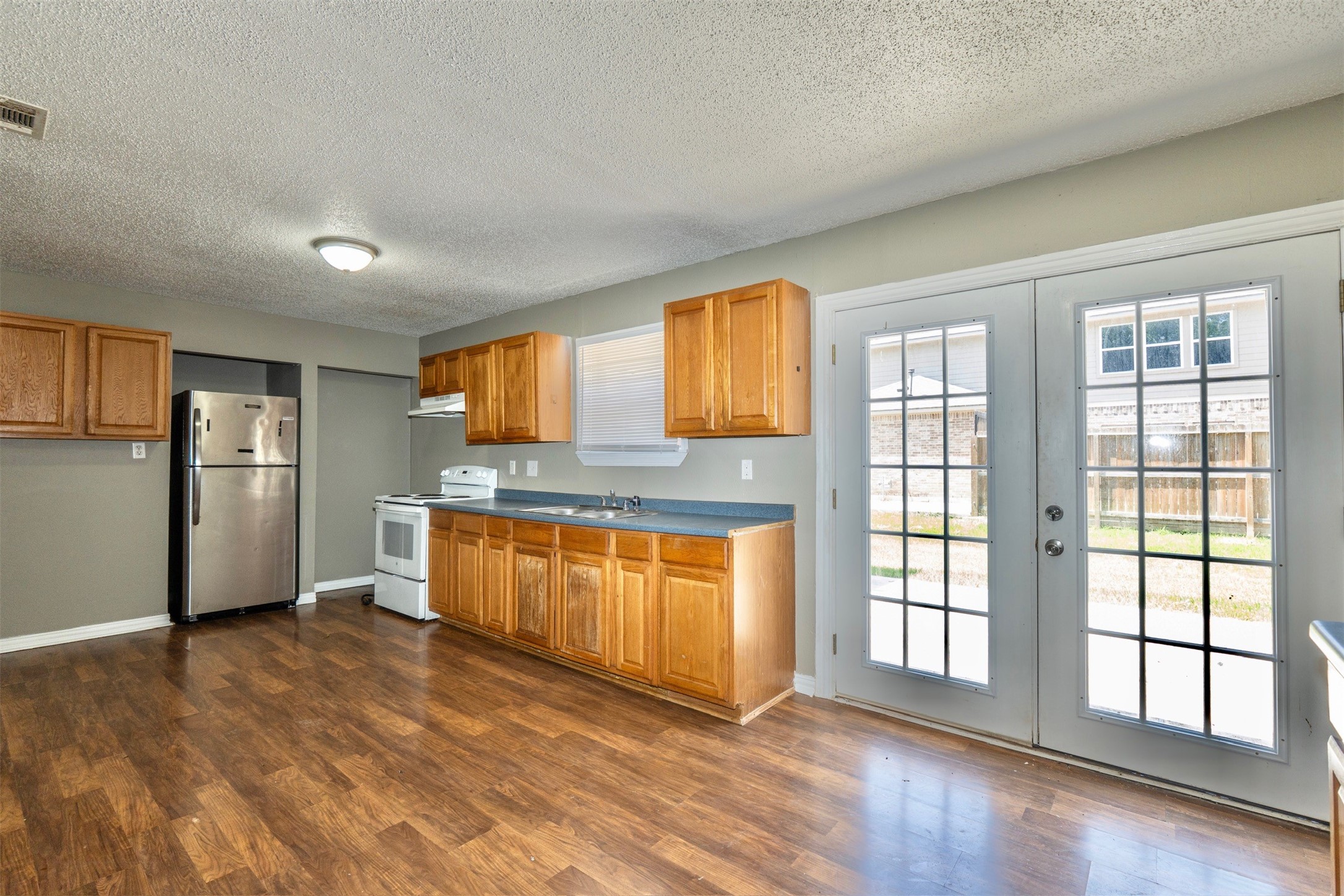 2109 Jeridona Street Property Photo 7