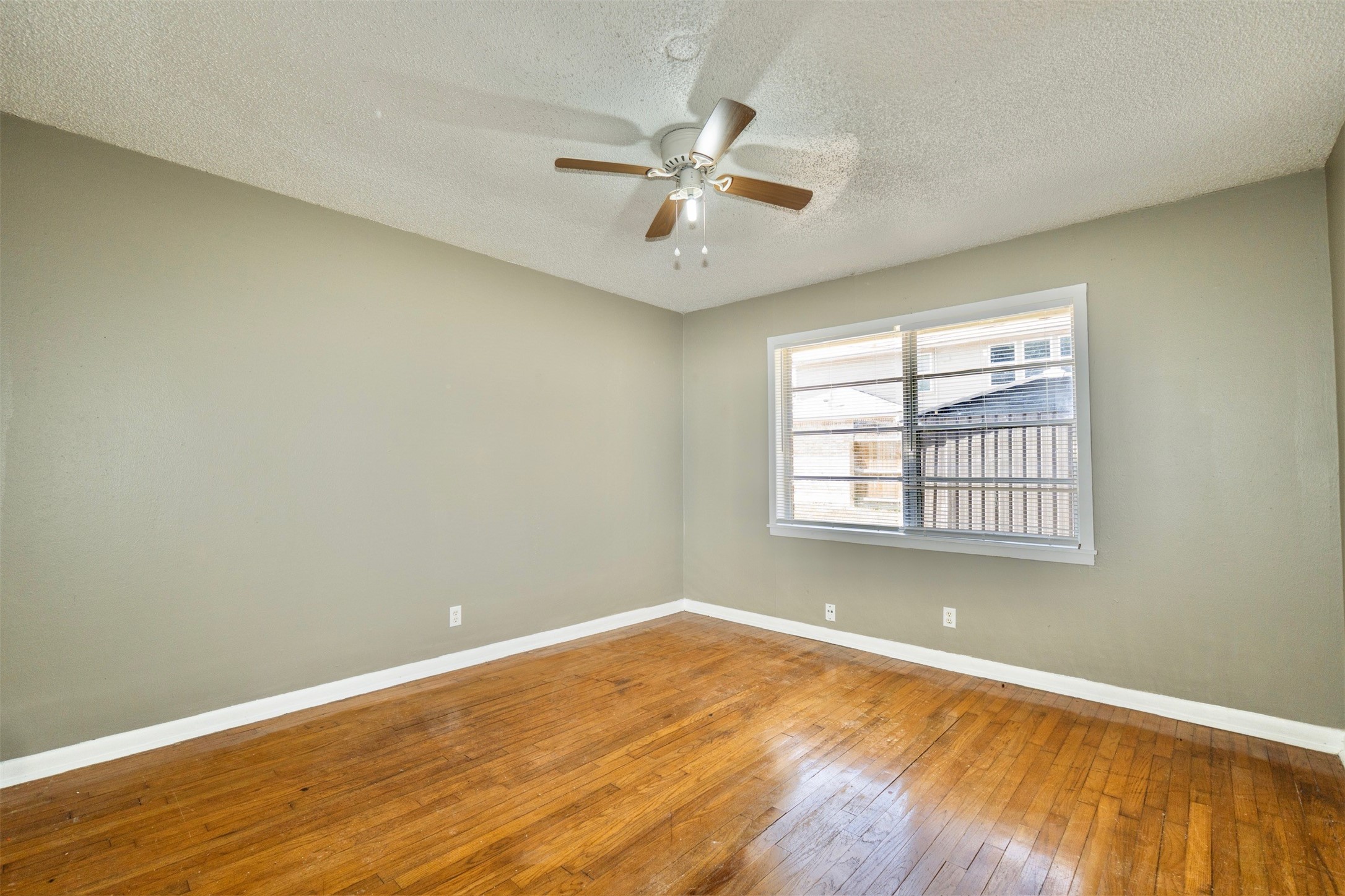 2109 Jeridona Street Property Photo 15