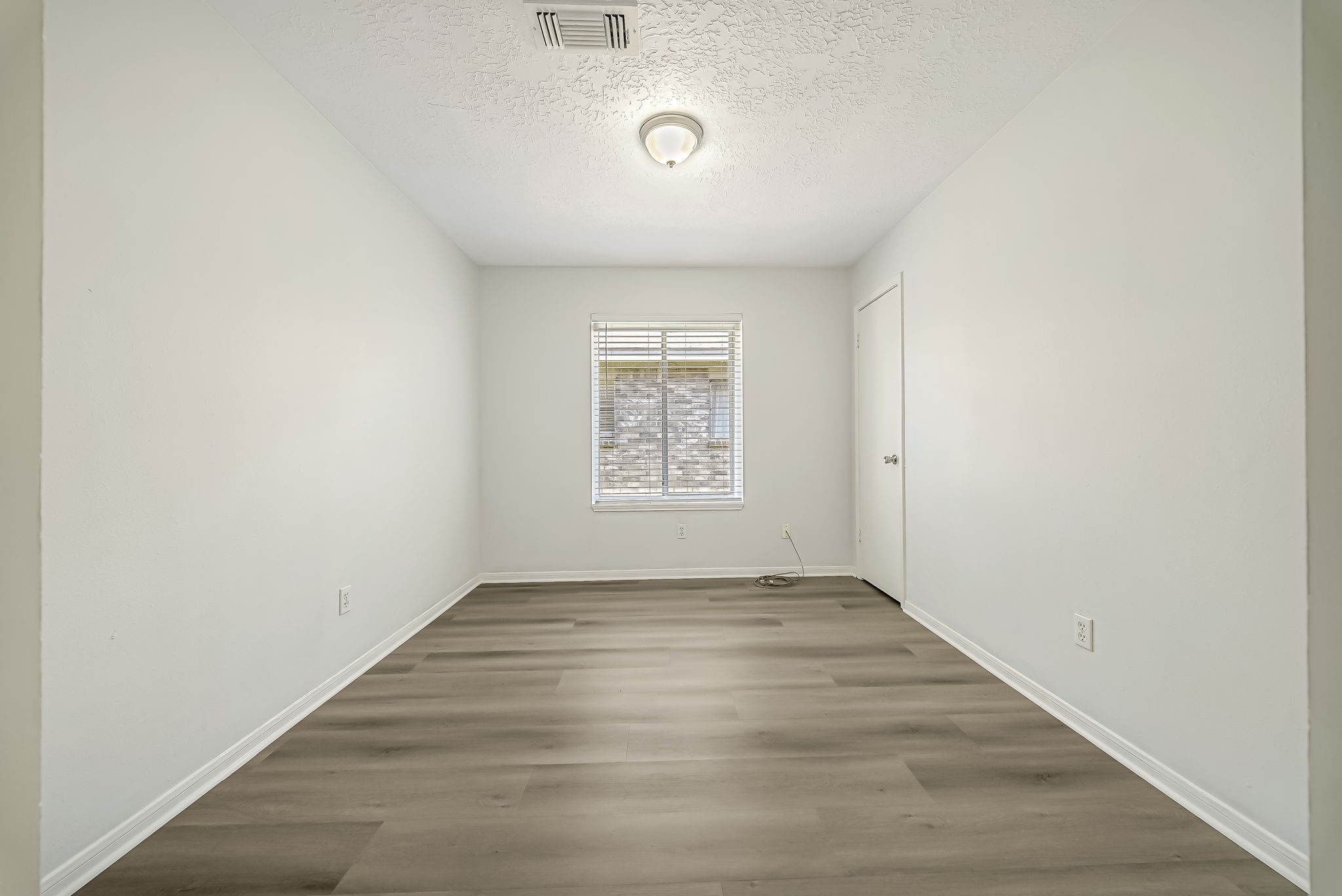 16897 Blue Jay Street Property Photo 18