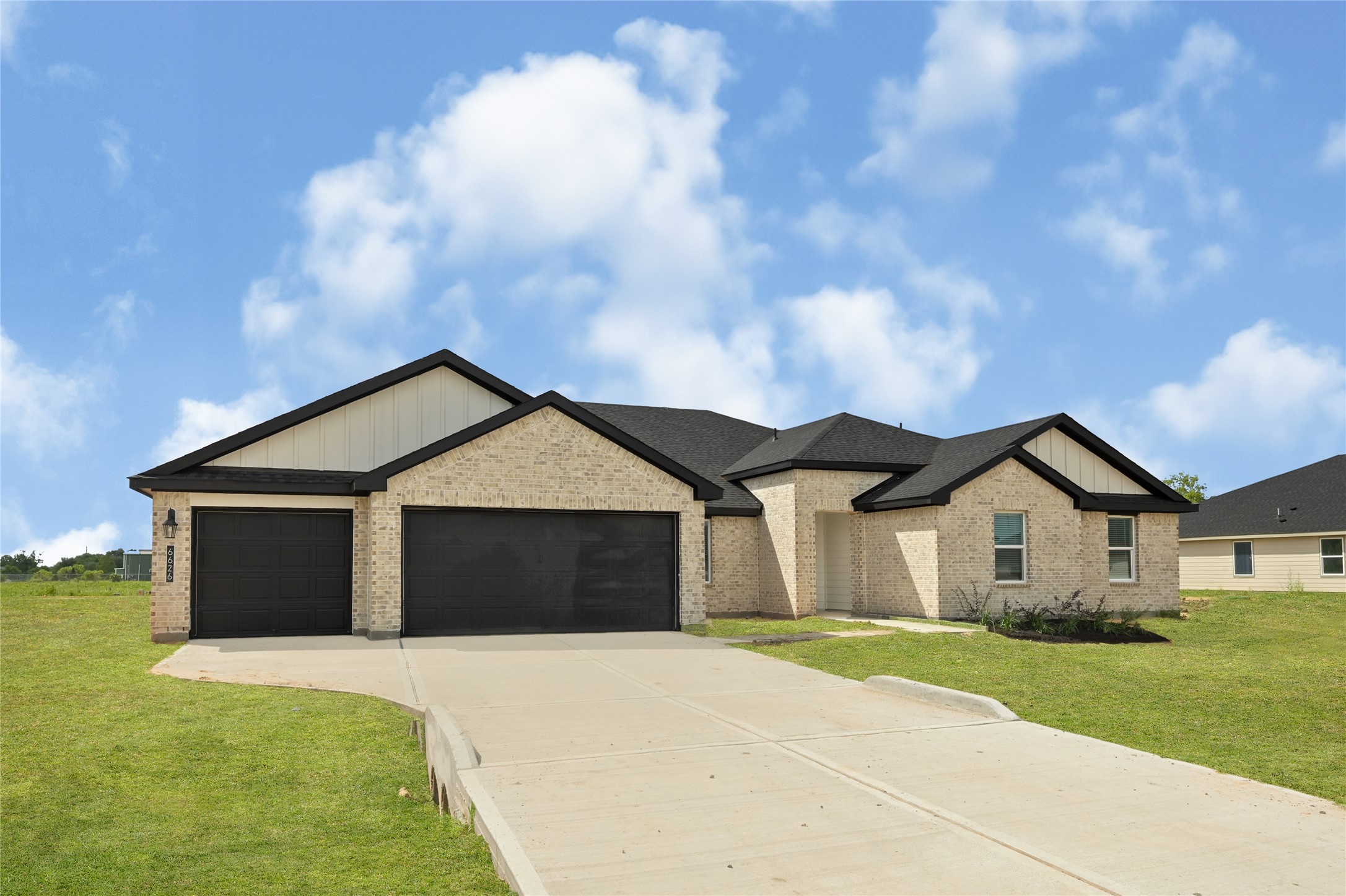 6626 Kingfisher Lane Property Photo 1