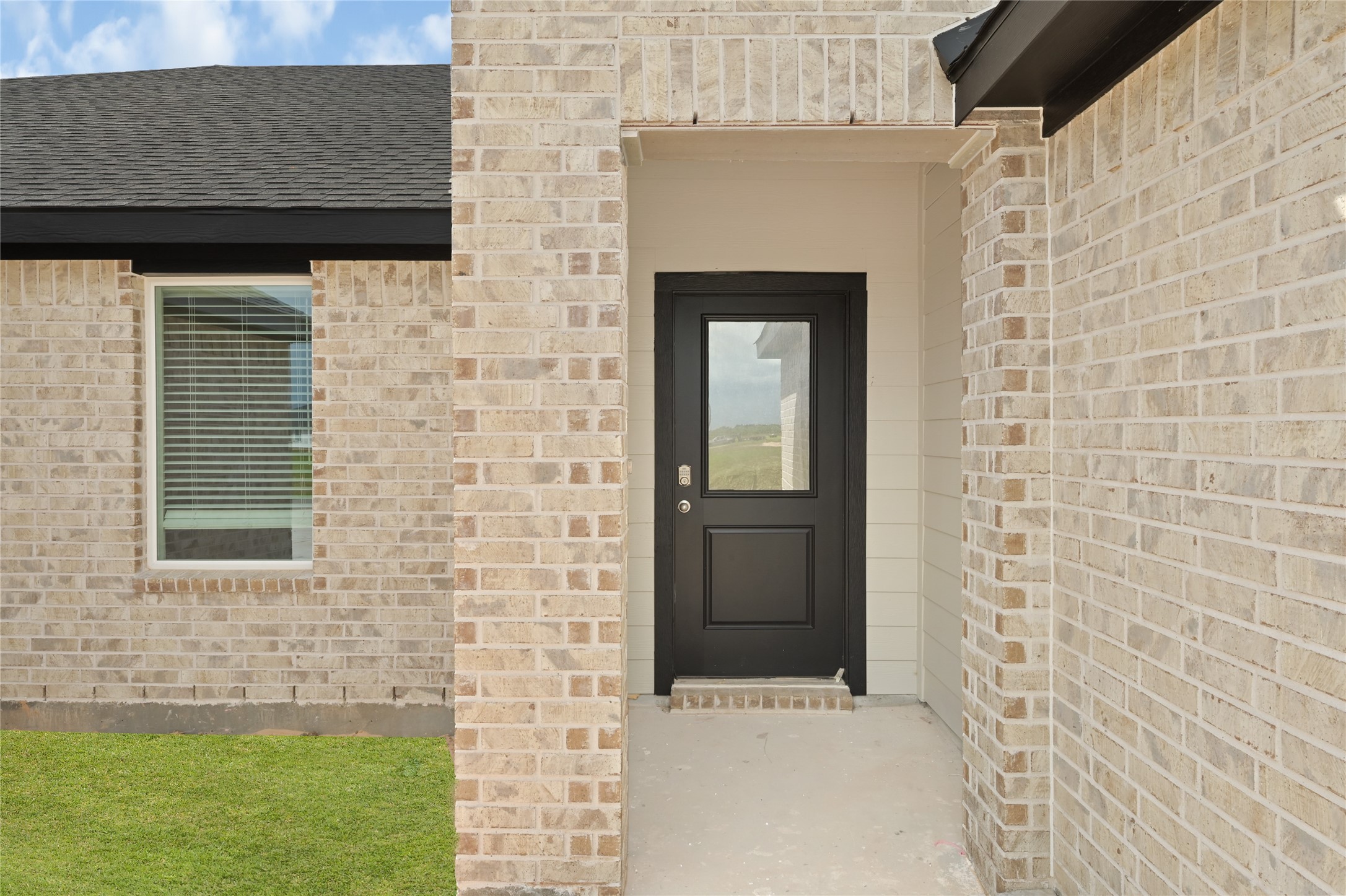 6626 Kingfisher Lane Property Photo 4