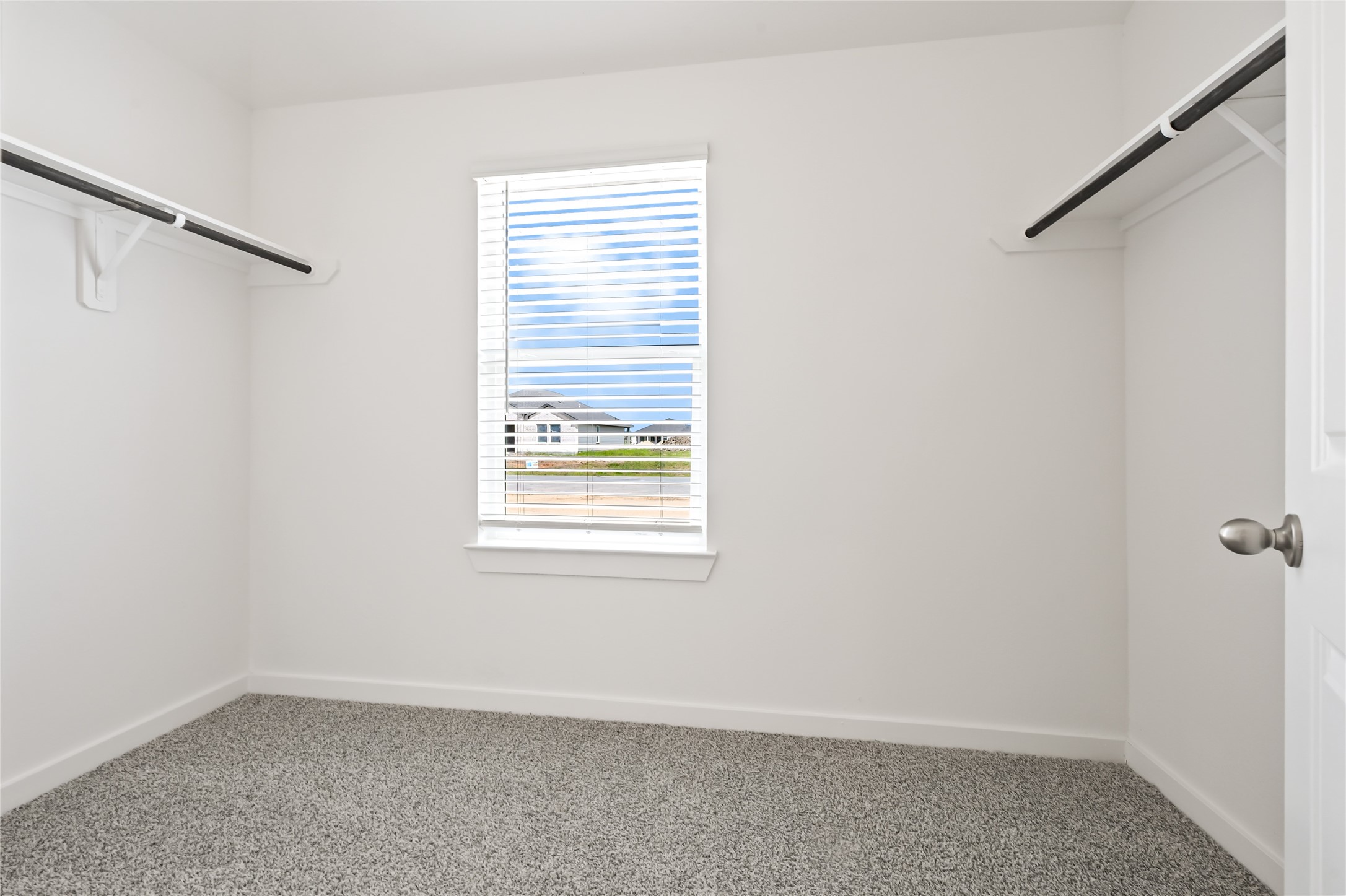 6626 Kingfisher Lane Property Photo 10