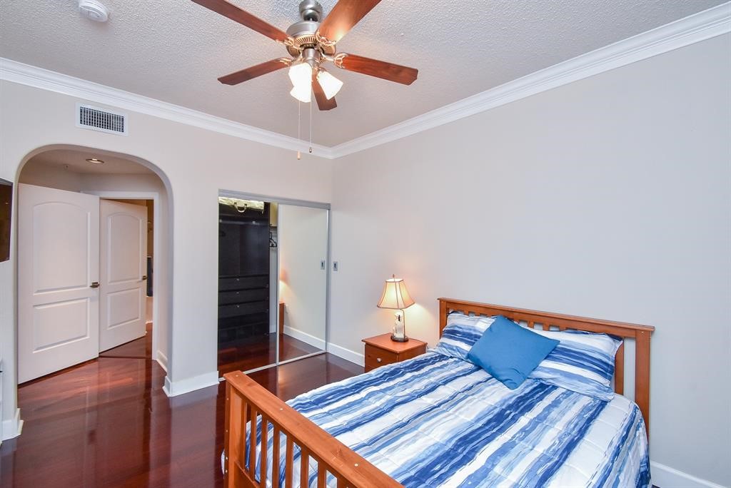 2299 Lone Star Drive 314 Property Photo 12