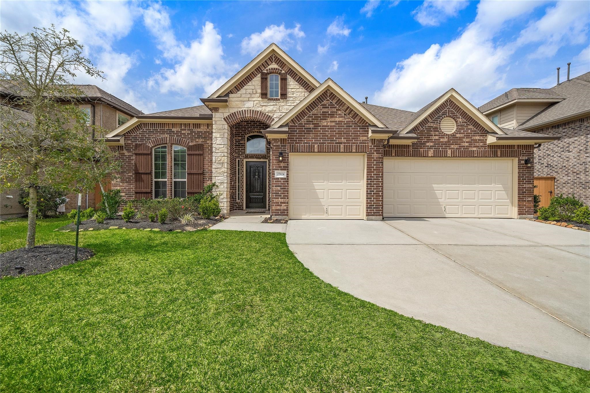 27924 Seger Bend Trail Property Photo